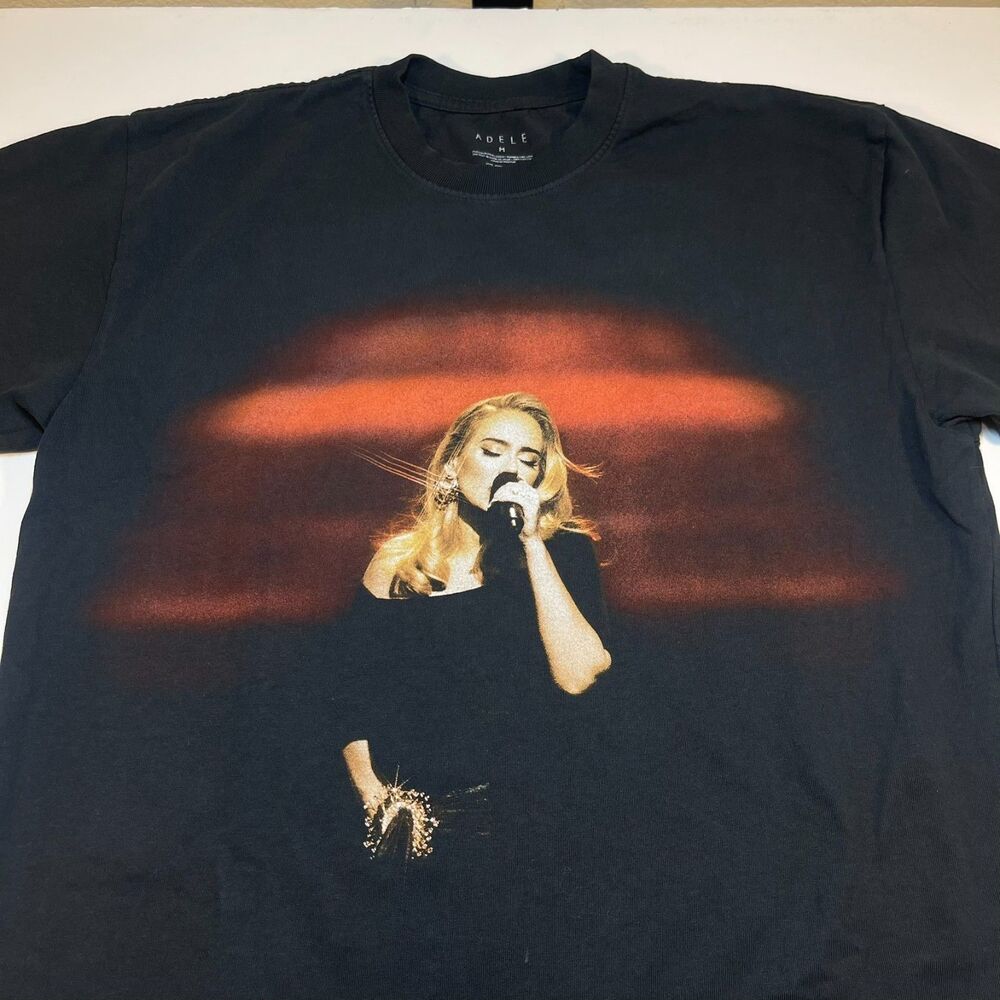 NEW Adele Weekends with Caesars Palace Las Vegas Concert T Shirt Sz Mens M